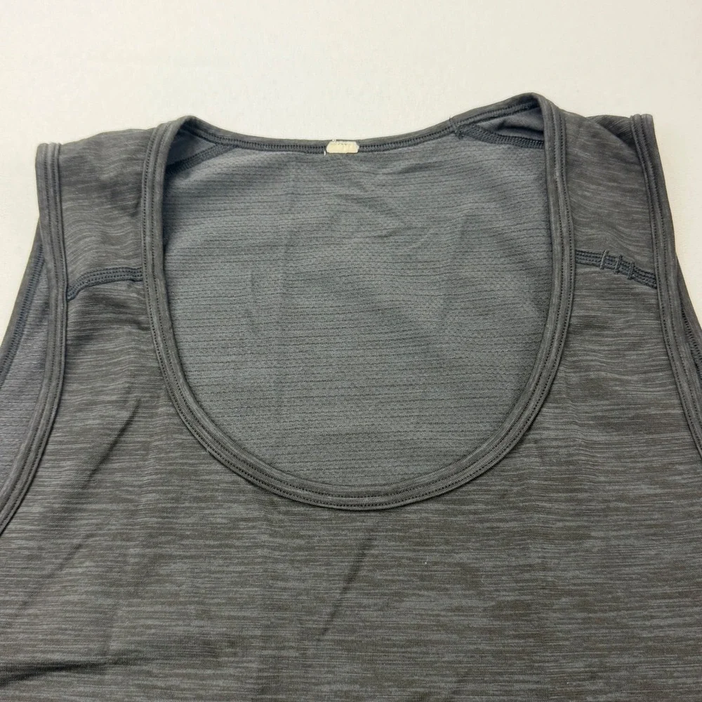 Lululemon Metal Vent Tech Tank Mens M Black Heathered Sleeveless Athletic Top